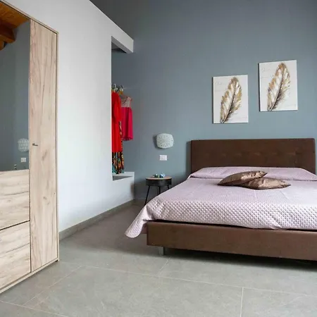 Guest house Affittacamere Parisi *